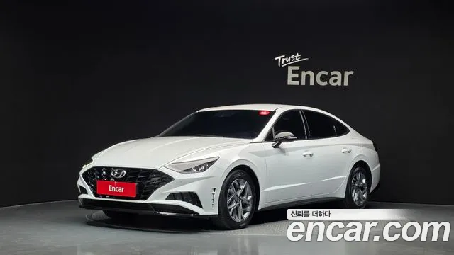 Фотография автомобиля — Hyundai Sonata DN8