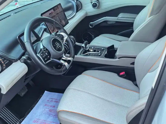 BYD Yuan PLUS — Фото автомобиля 12
