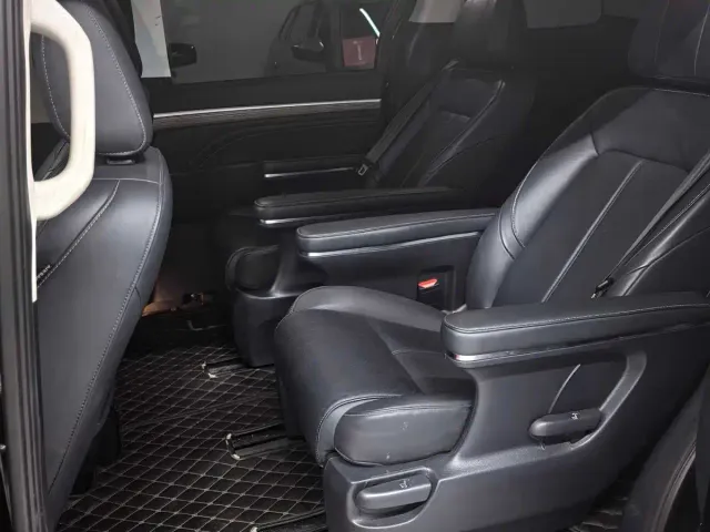 GAC Trumpchi M8 — Фото автомобиля 7