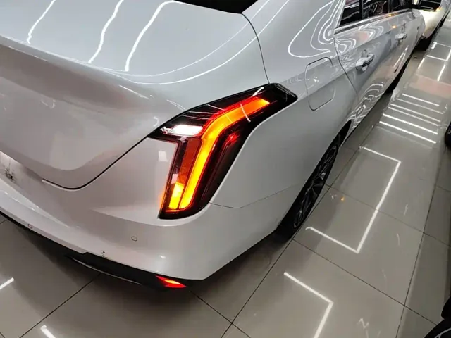 Cadillac CT4 — Фото автомобиля 7