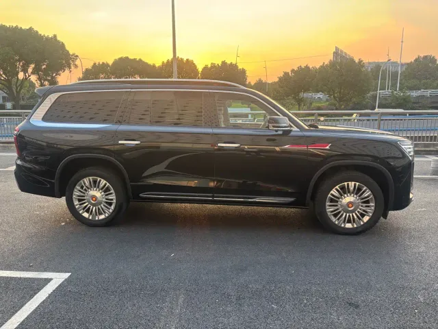 Hongqi Guoyao — Фото автомобиля 4