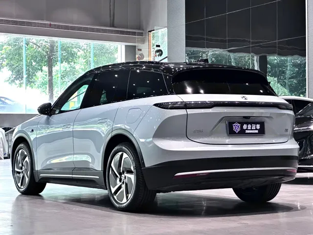 Nio ES6 — Фото автомобиля 3