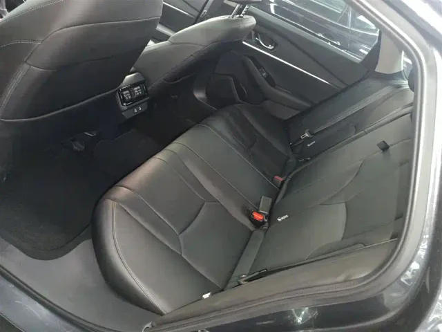 Honda Accord — Фото автомобиля 16