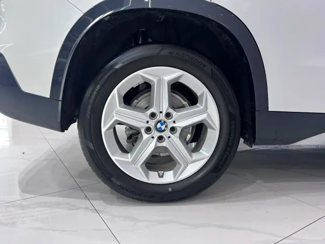 BMW X1 — Фото автомобиля 20