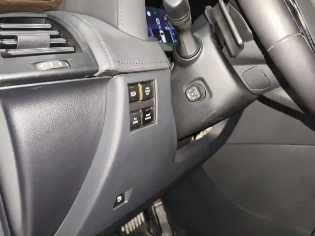 Toyota Vellfire — Фото автомобиля 8