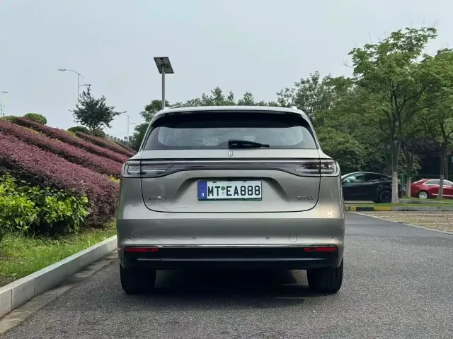 Shangjie SUV — Фото автомобиля 5