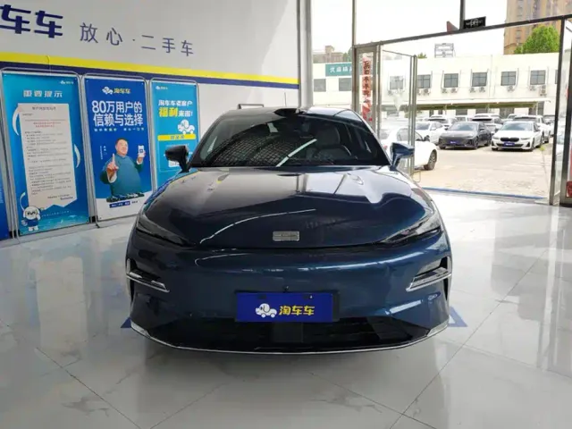 Geely Galaxy Xingyao 8 — Фото автомобиля 2