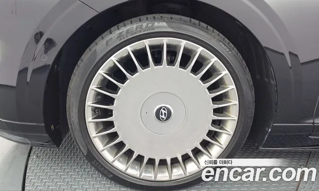 Hyundai Grandeur GN7 — Фото автомобиля 5