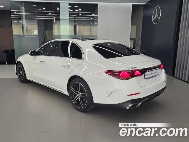 Mercedes-Benz E-Class W214 — Фото автомобиля 2