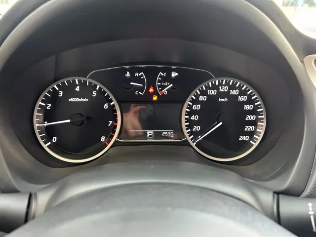 Nissan Sylphy — Фото автомобиля 9