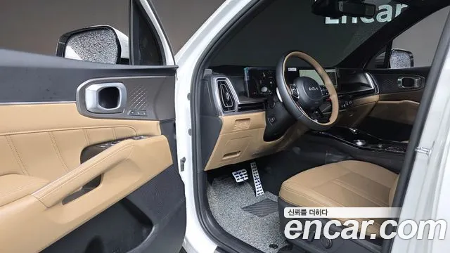 Kia Sorento Новый Sorento 4 поколение Бензин 2.5T 2WD — Фото автомобиля 12
