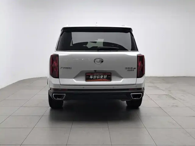 GAC Trumpchi GS8 — Фото автомобиля 4