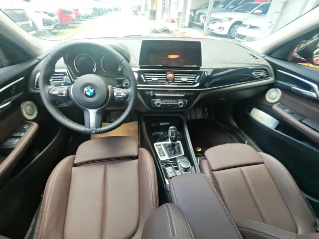 BMW 1 Series — Фото автомобиля 9