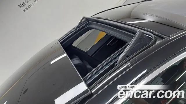 Mercedes-Benz S-Class — Фото автомобиля 12