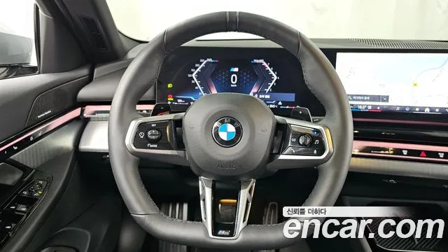 BMW 5-Series — Фото автомобиля 10