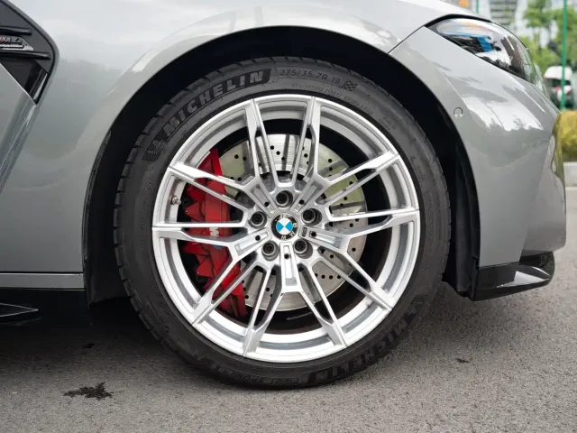 BMW M4 — Фото автомобиля 16