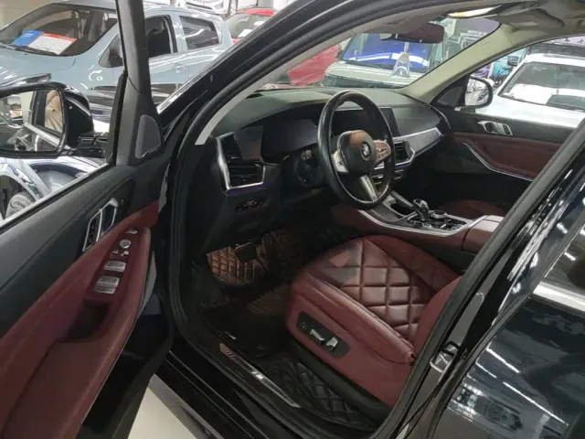 BMW X5 — Фото автомобиля 15
