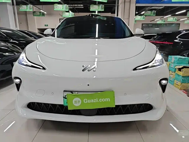 IM Motors LS6 — Фото автомобиля 2