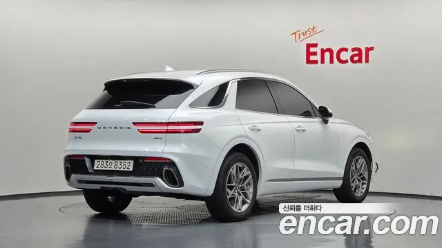 Genesis GV70 — Фото автомобиля 2