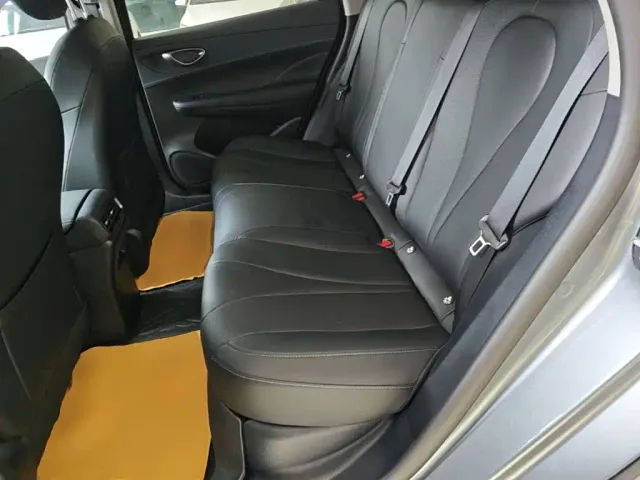 BYD Seal 05 DM-i — Фото автомобиля 16