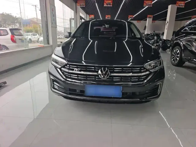 Volkswagen Sagitar — Фото автомобиля 7
