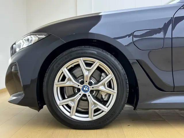 BMW i3 — Фото автомобиля 19