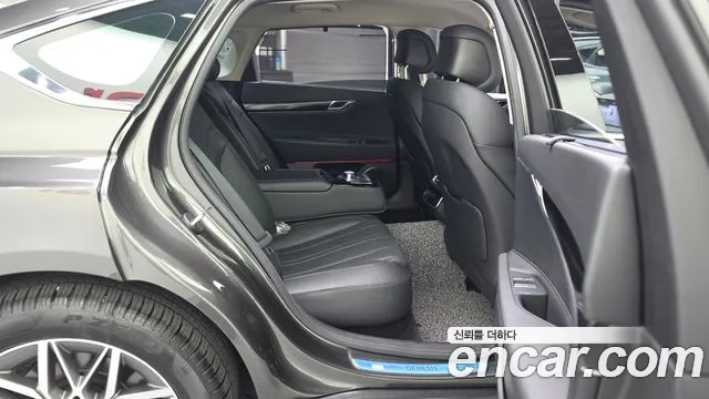 Genesis G80 RG3 — Фото автомобиля 18