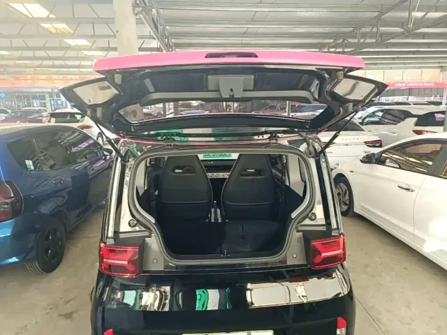 Wuling Hongguang Mini EV — Фото автомобиля 18