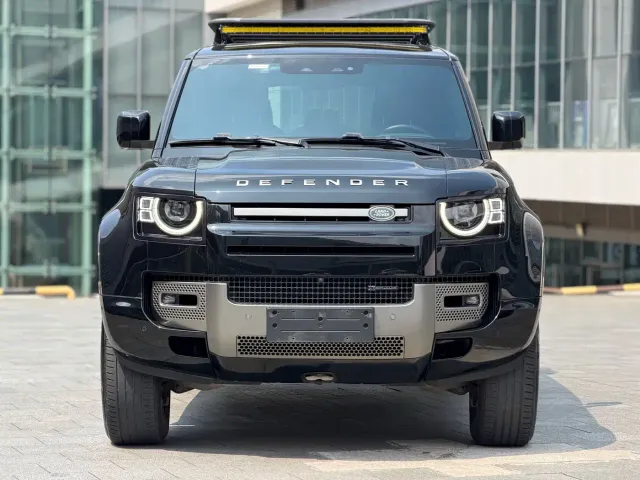 Land Rover Defender — Фото автомобиля 2