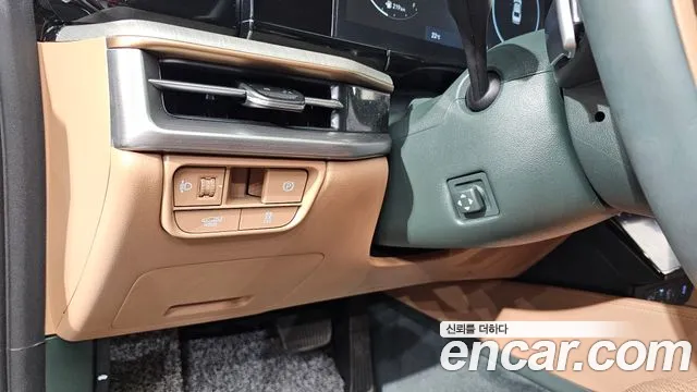 Hyundai Grandeur GN7 — Фото автомобиля 16