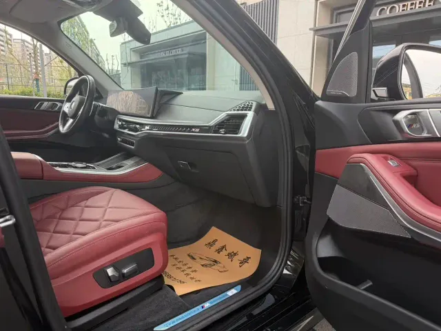BMW X5 — Фото автомобиля 13