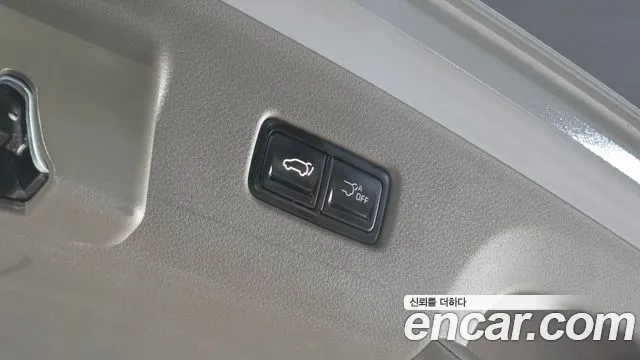 Kia Canival — Фото автомобиля 20