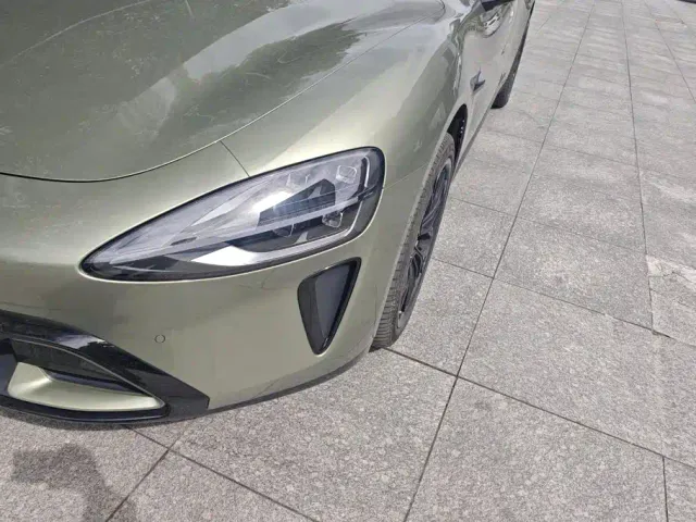 Xiaomi SU7 — Фото автомобиля 5