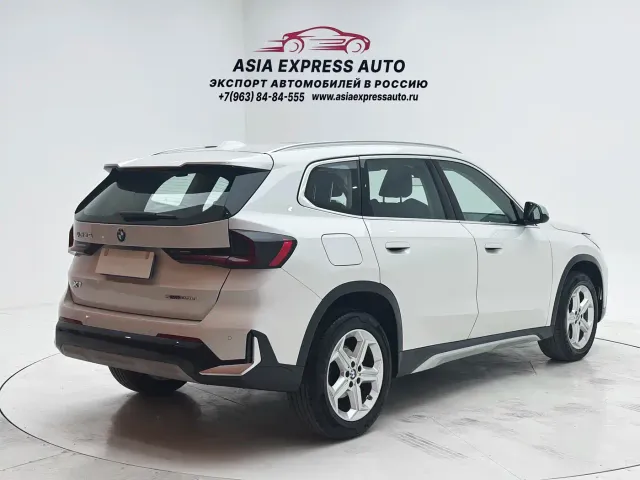 BMW X1 — Фото автомобиля 4