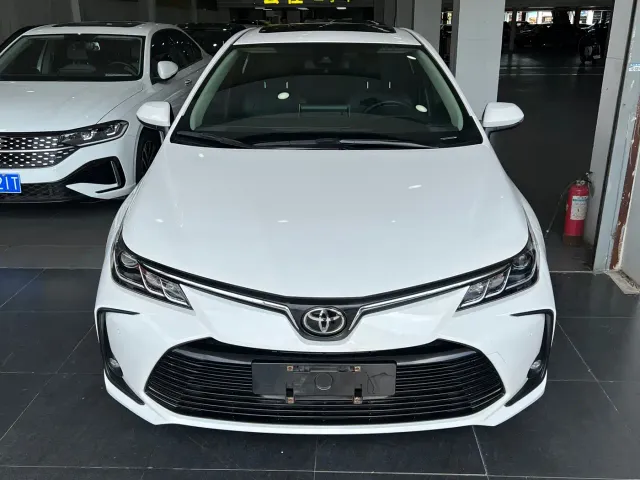 Toyota Corolla — Фото автомобиля 2