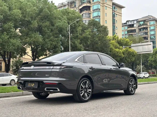 Changan Eado — Фото автомобиля 5