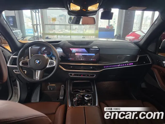 BMW X7 — Фото автомобиля 7