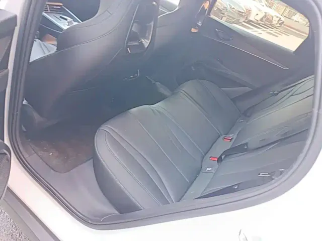 BYD Seal 06 — Фото автомобиля 16