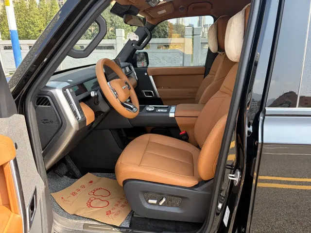 iCAR iCAR V27 2026 200KM AWD Falcon 500 — Фото автомобиля 4