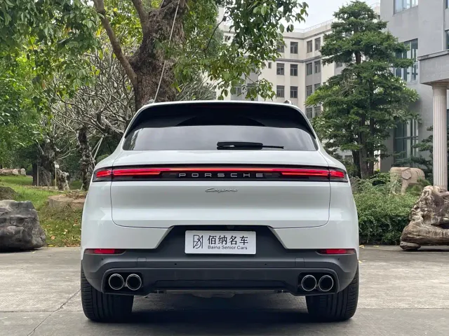 Porsche Cayenne — Фото автомобиля 5