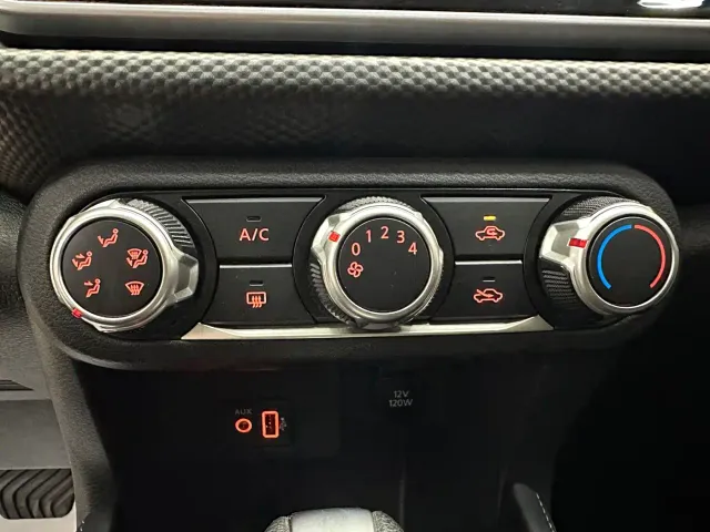 Nissan Kicks 2022 1.5L CVT XL Fashion Edition — Фото автомобиля 13
