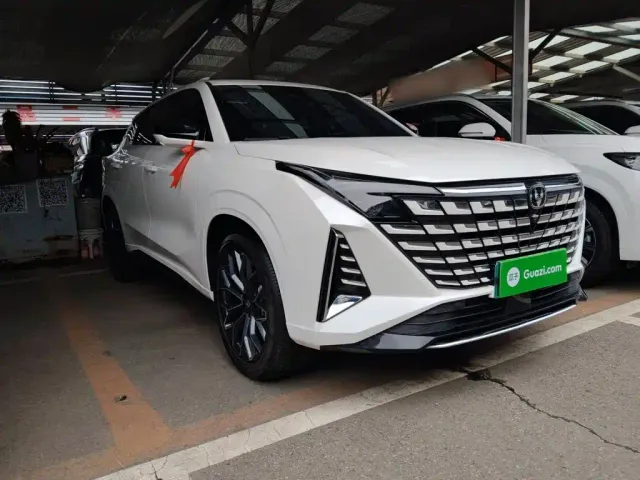Changan UNI-Z — Фото автомобиля 6