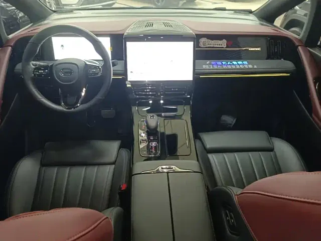 GAC Trumpchi M8 — Фото автомобиля 9