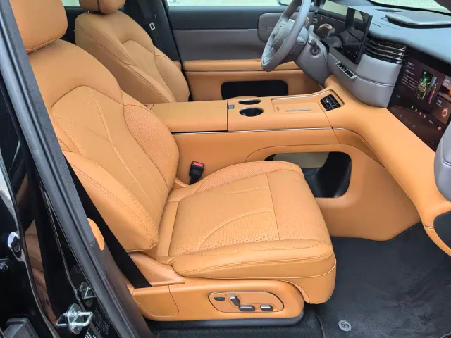 IM Motors LS8 — Фото автомобиля 7