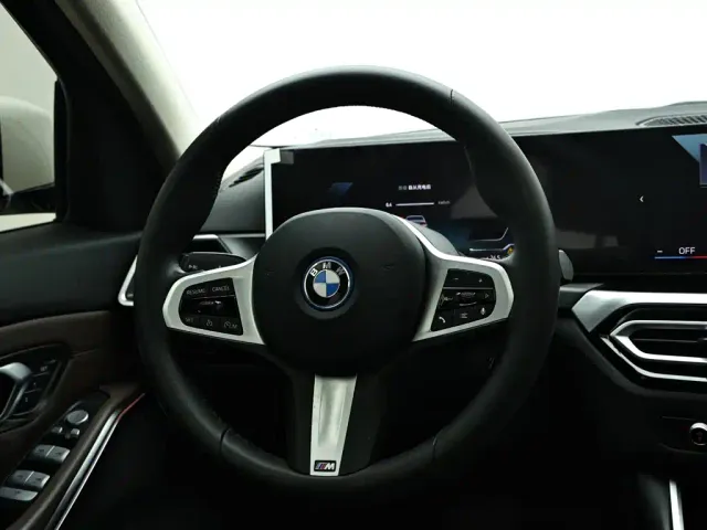 BMW i3 — Фото автомобиля 14
