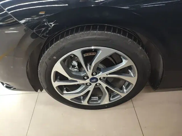 Ford Mondeo — Фото автомобиля 22