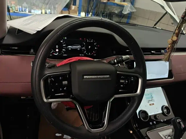 Land Rover Range Rover Evoque — Фото автомобиля 2
