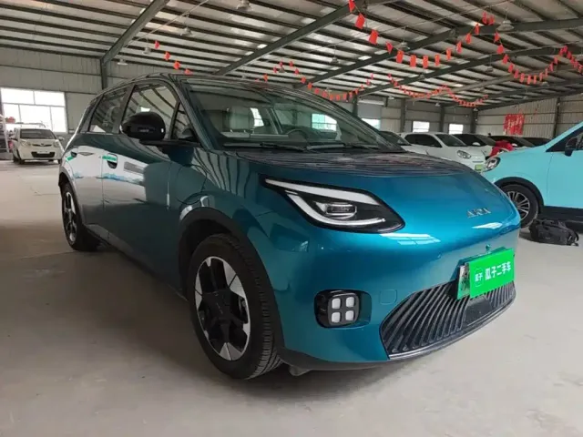 GAC Aion UT — Фото автомобиля 3