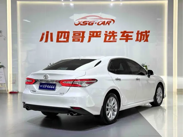 Toyota Camry — Фото автомобиля 6