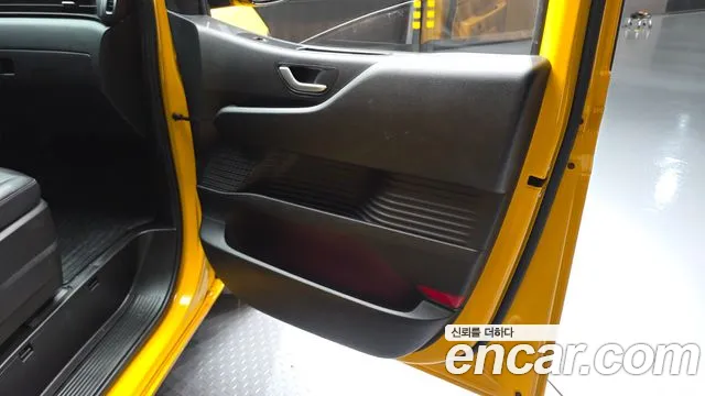 Hyundai Staria — Фото автомобиля 12